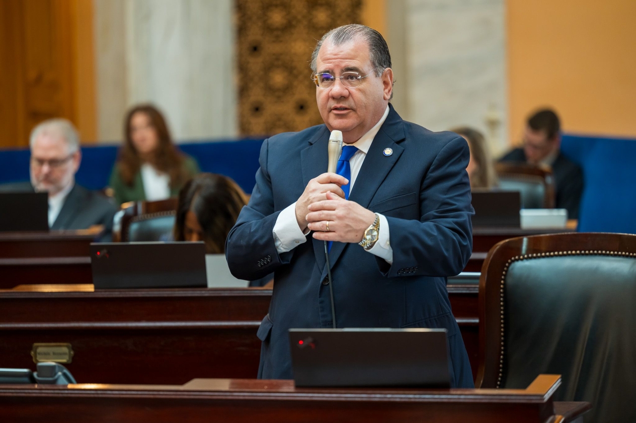 Senator Schaffer speaks on Senate Bill 202