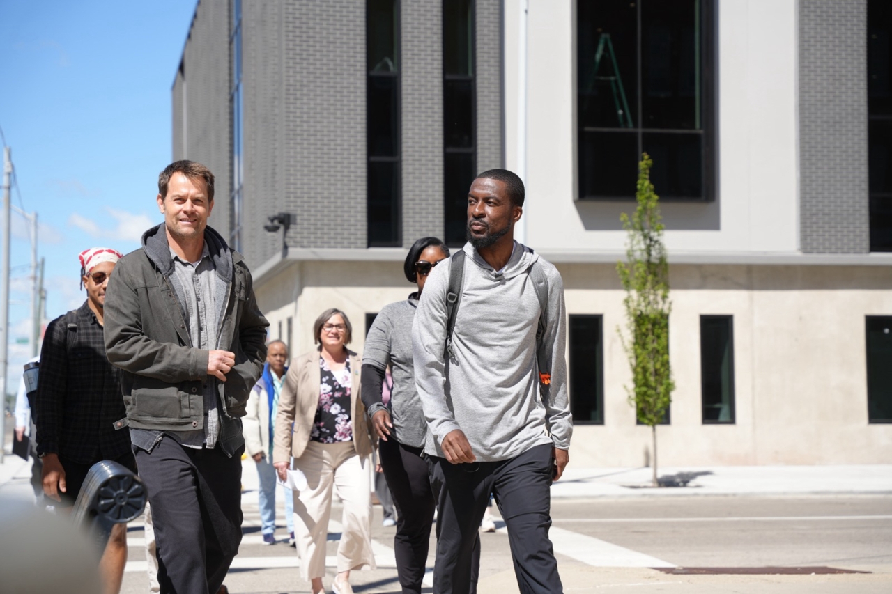 Blackshear Begins 72-Mile Walk from Dayton to Statehouse for Mental Health Awareness