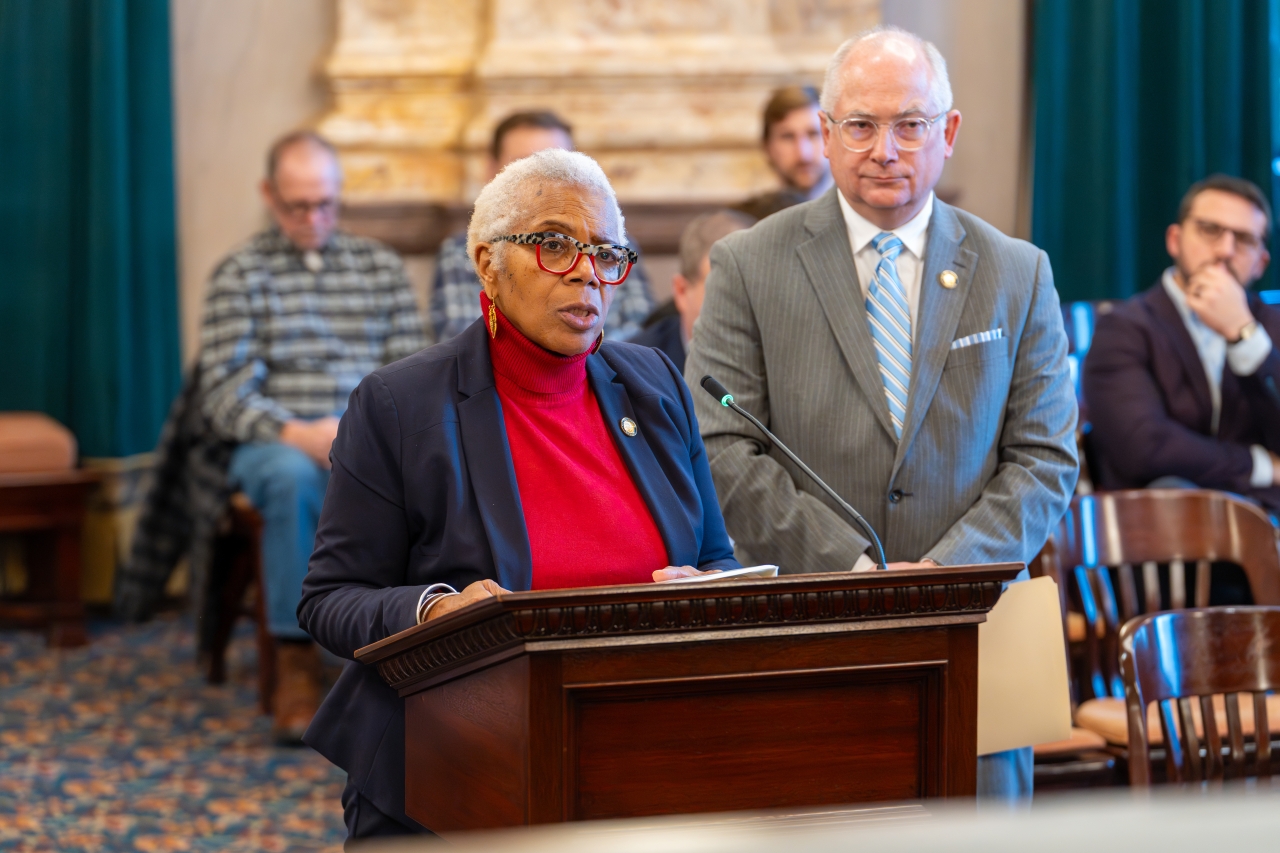 Hicks-Hudson, Smith Testify on Bill to Prohibit Radioactive Brine from Being Spread on Ohio Roads