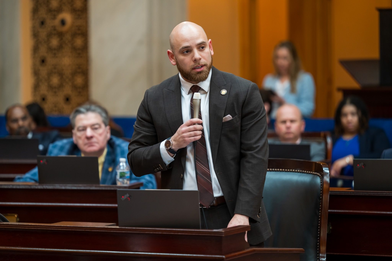 Senator Cutrona speaking in the Senate Chamber.