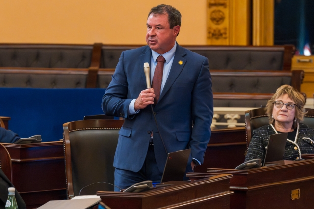 Chavez Supports Historic Oil And Gas Modernization