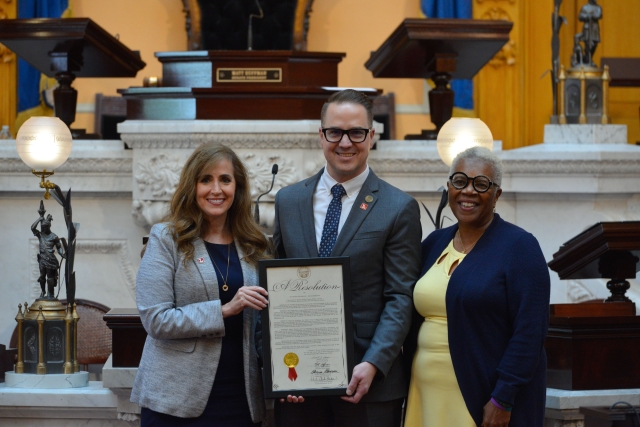 Gavarone Recognizes the Toledo Lucas County Public Library