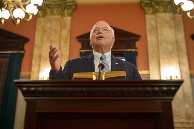 Hackett Announces Senate Passage of State Transportation Budget