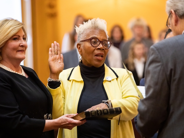 Hicks-Hudson Sworn in as State Senator for Ohio Senate District 11