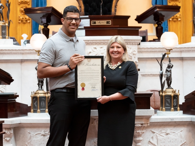 Kunze Recognizes 2023 Division II State Wrestling Champion