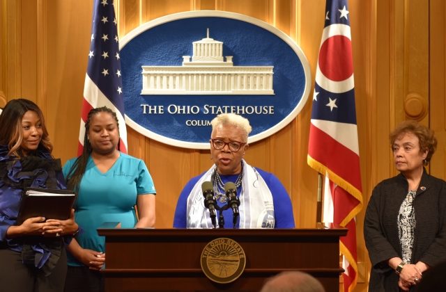 Legislators Introduce Bipartisan Doula Services Bill