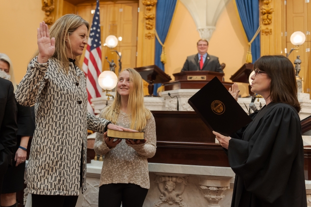 Roegner Sworn In as a Member of the Ohio Senate