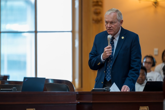 Senate Concurs with Changes to Reineke Waste Bill